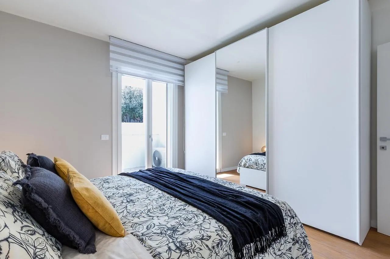 Apartment Colombo Palace - Viale Colombo 358 Quartu Sant'Elena Italy