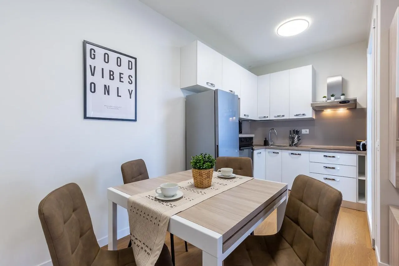 Colombo Palace - Viale Colombo 358 Quartu SantʼElena Apartamento