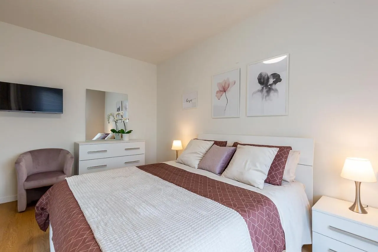 Apartment Colombo Palace - Viale Colombo 358 Quartu Sant'Elena Italy