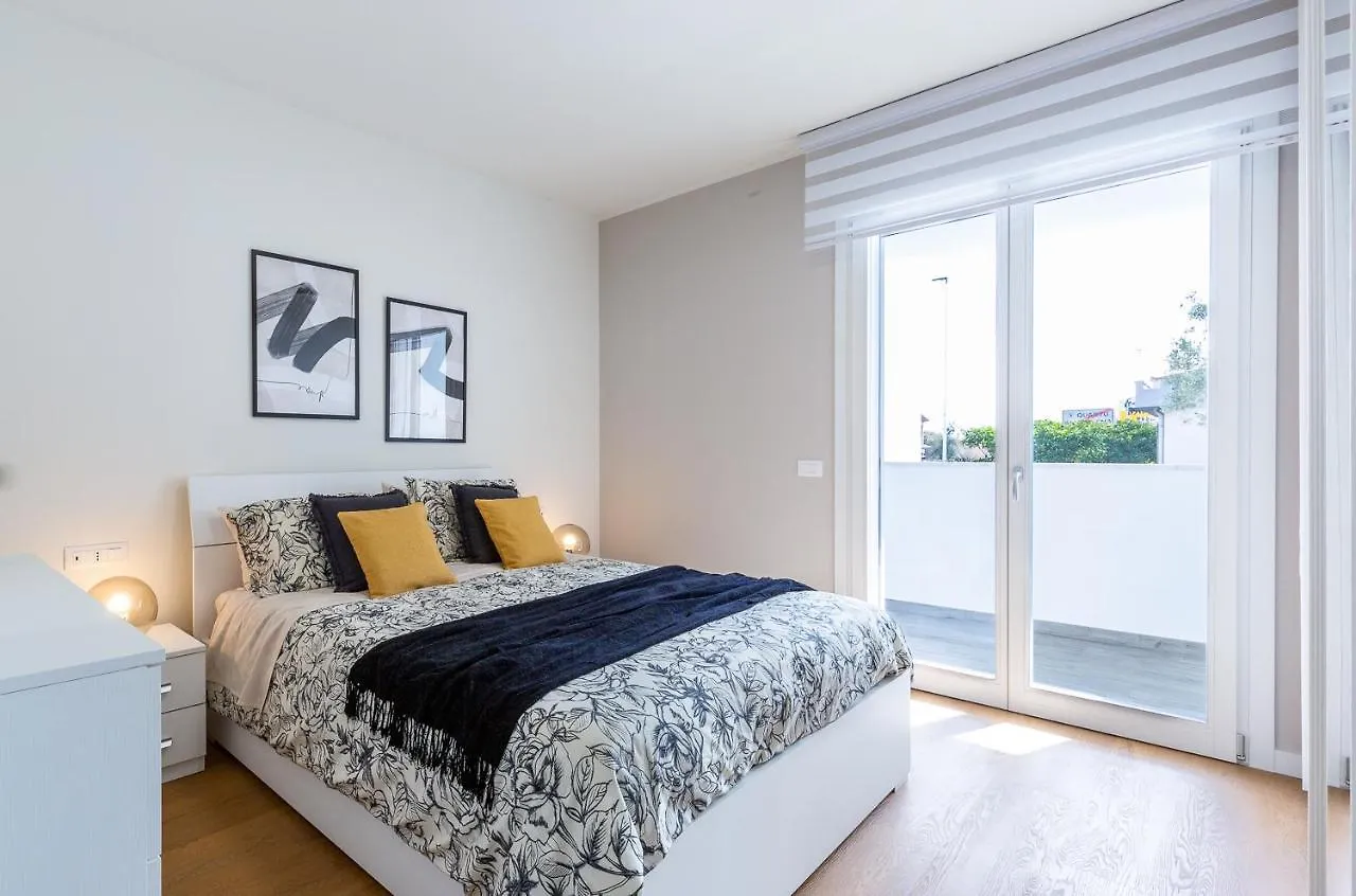 Apartamento Colombo Palace - Viale Colombo 358 Quartu SantʼElena Itália